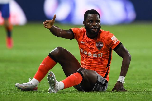 v体育app-【中超】王上源造险深圳半场0射门 深圳0比0平河南